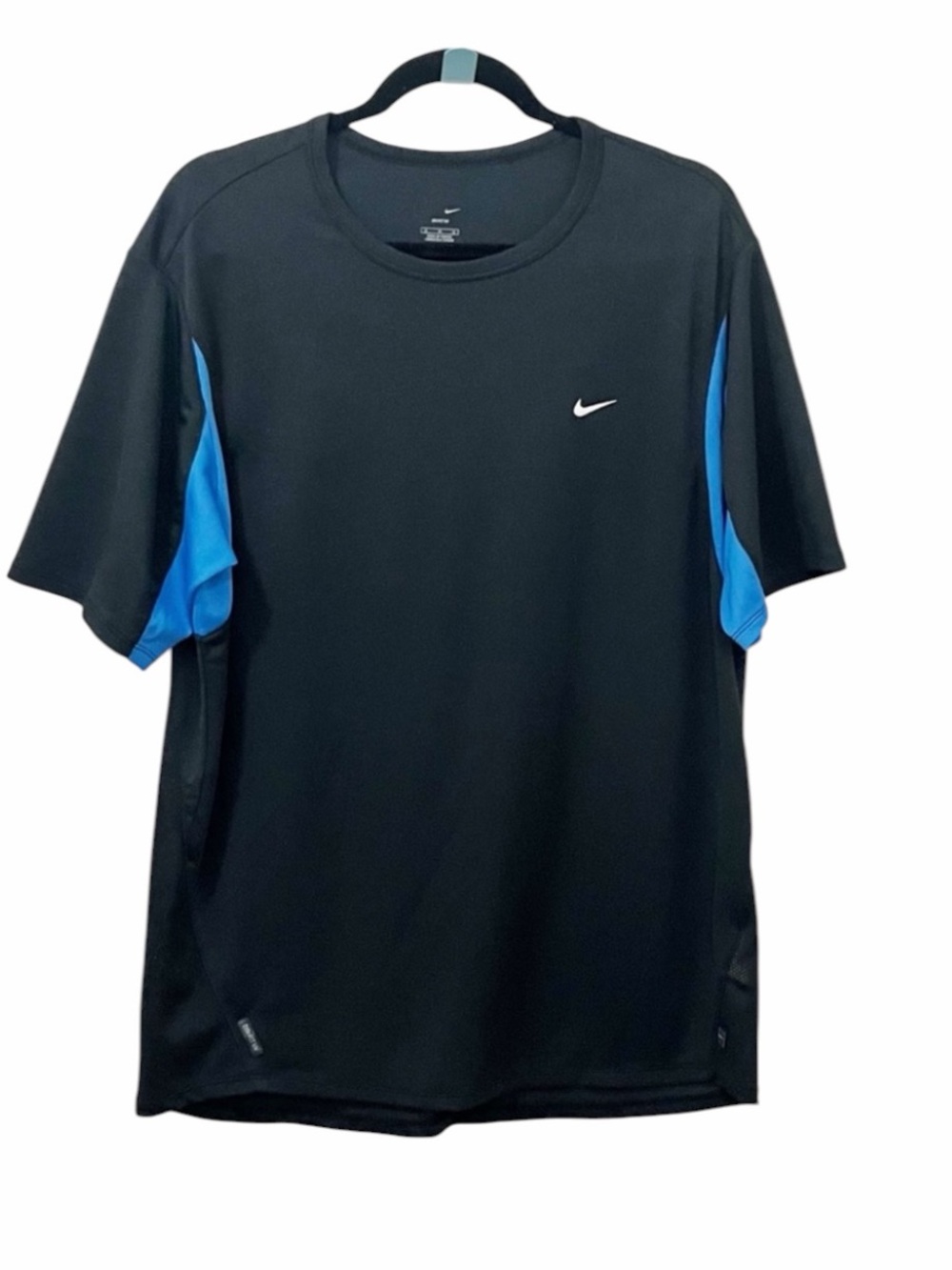 NIKE DRI-FIT MEN'S TRAINING T-SHIRT, SIZE Medium